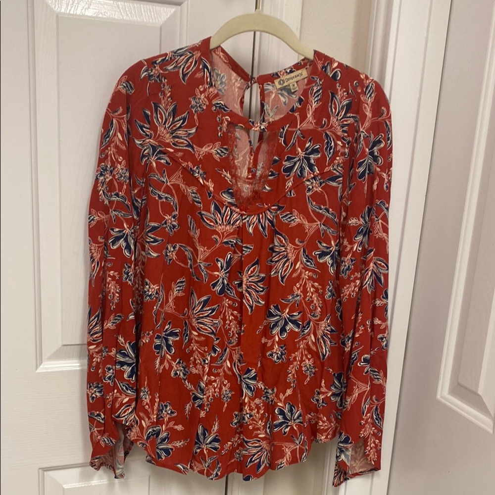 Democracy Red Graphic Long Sleeve Blouse good condition